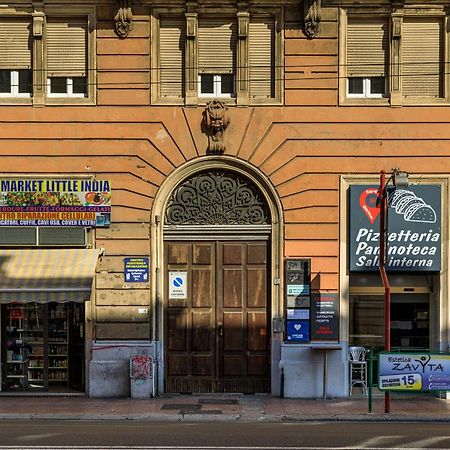 Onlyrooms V - Central & Train Station Cagliari Bagian luar foto