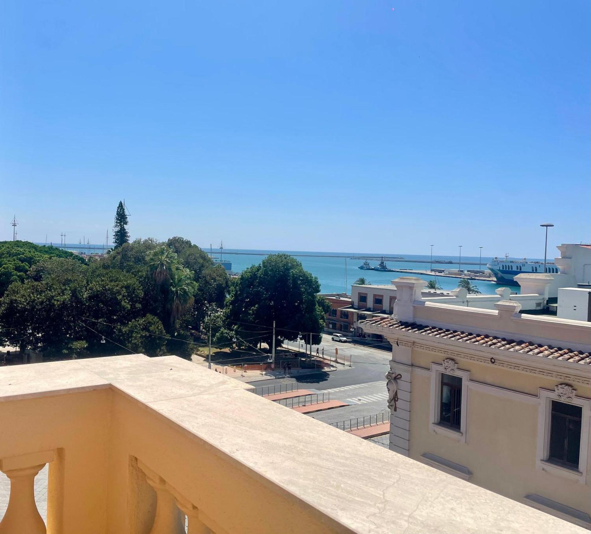Onlyrooms V - Central & Train Station Cagliari Bagian luar foto